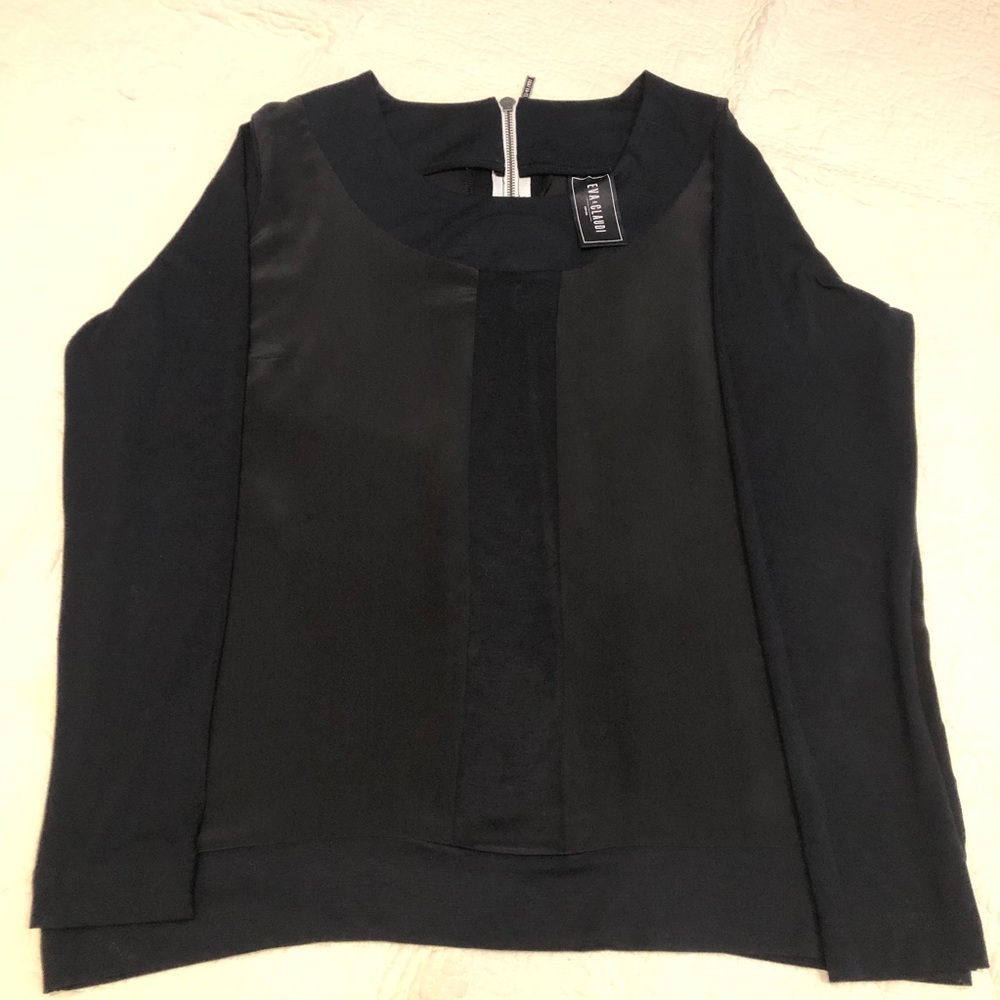 Women’s us sz medium Eva & claudi black on black blouse